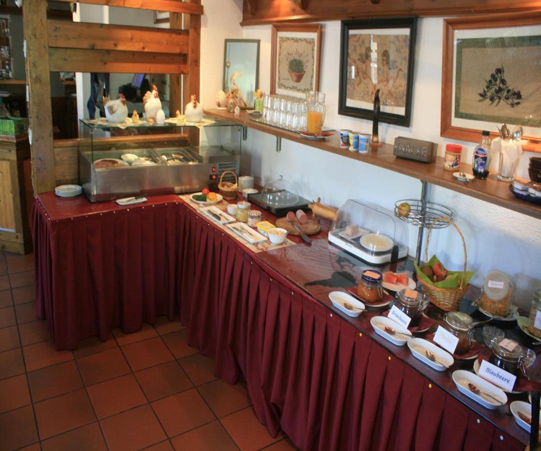 Landhotel Storchenkrug Rühstädt Dış mekan fotoğraf