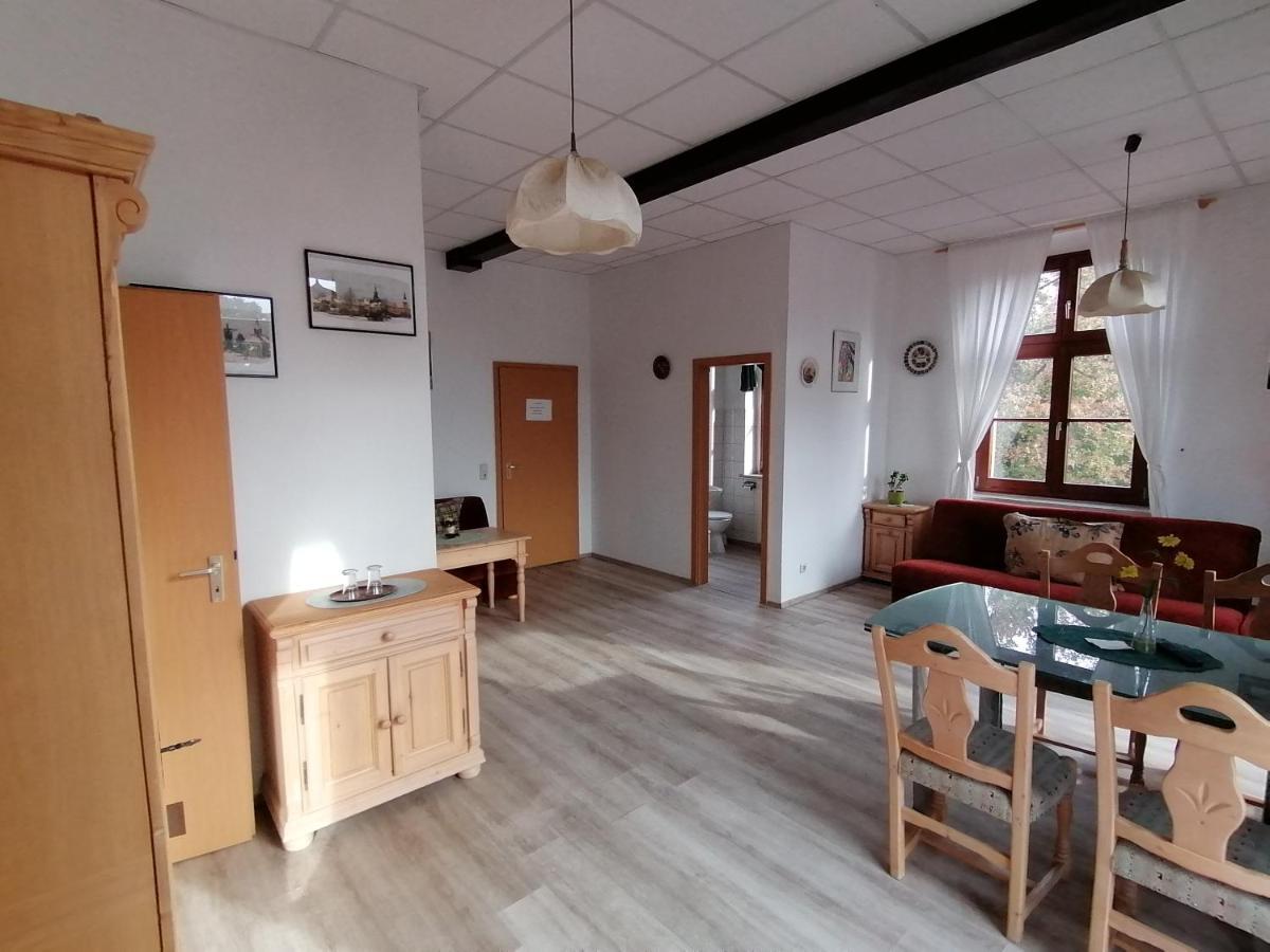 Landhotel Storchenkrug Rühstädt Dış mekan fotoğraf