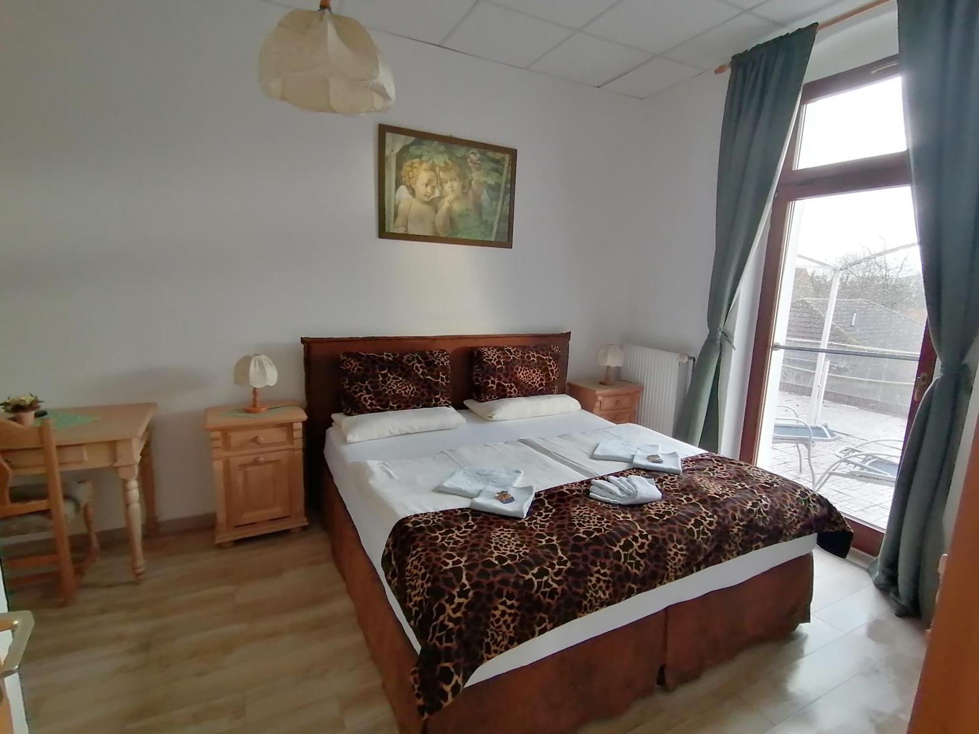 Landhotel Storchenkrug Rühstädt Dış mekan fotoğraf