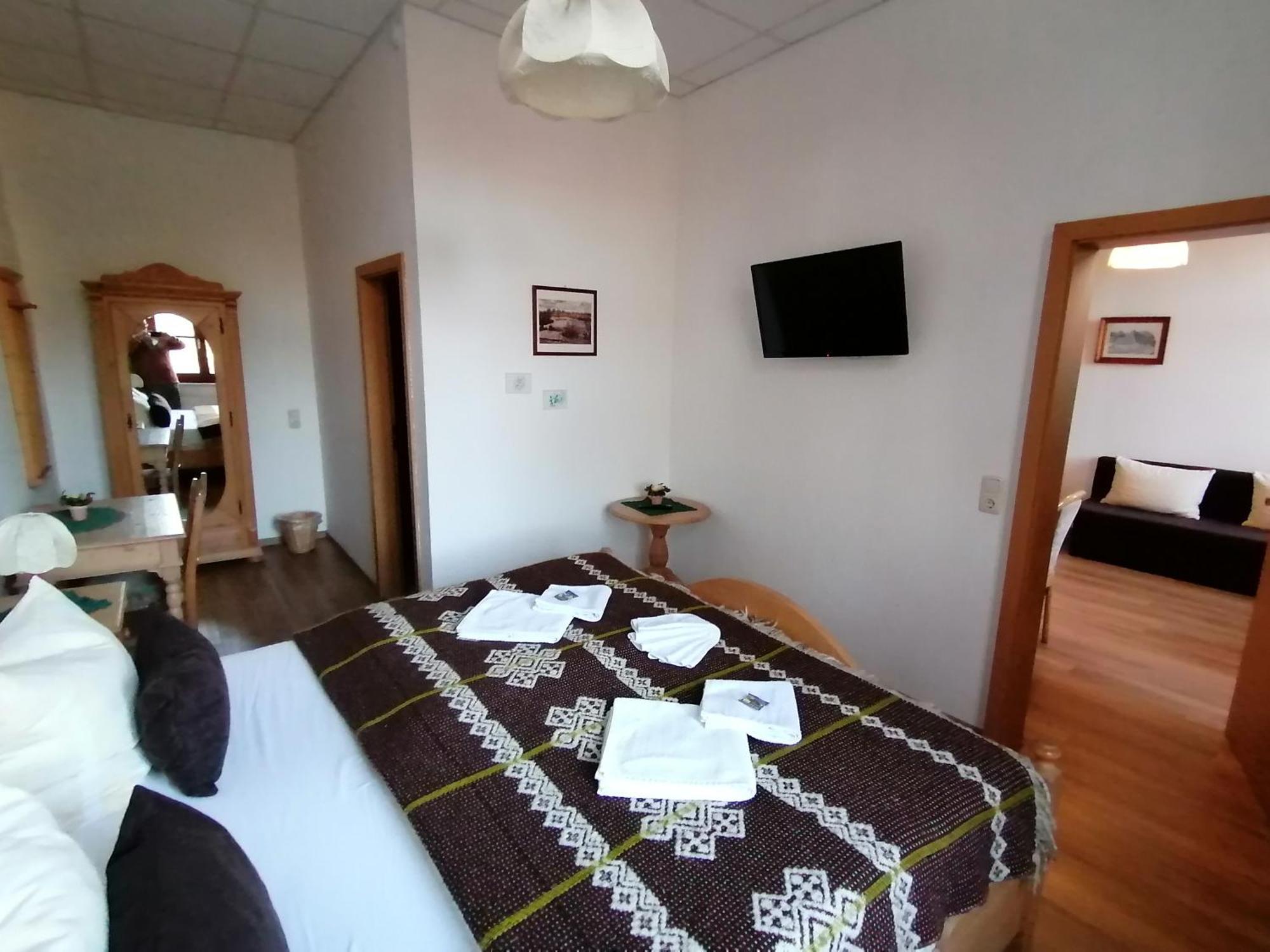 Landhotel Storchenkrug Rühstädt Dış mekan fotoğraf